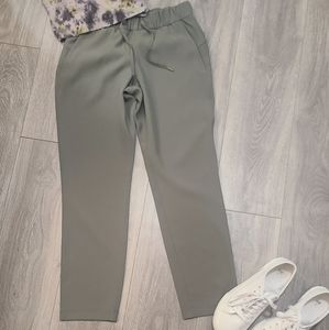 Lulu Lemon Women's On the Fly Pant